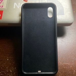 iPhone X battery charger case